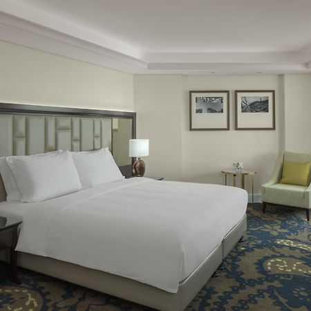 Radisson Blu Hotel, Dubai Deira Creek Екстериор снимка